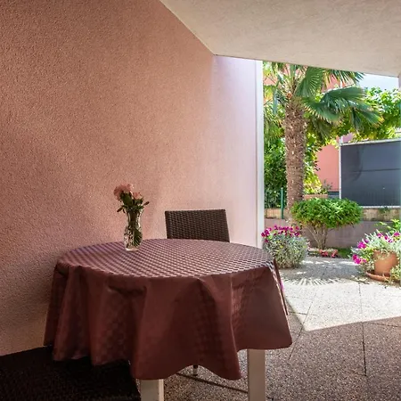 Beganovic Apartment *