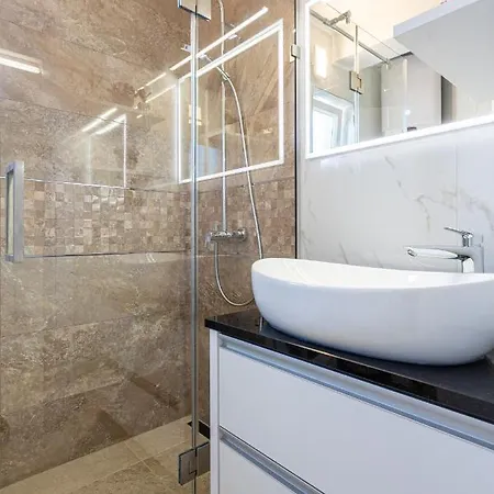 Beganovic Apartment Krk Town