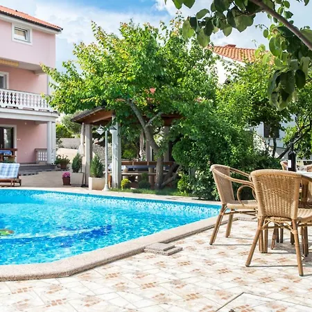 Beganovic Apartment Krk Town