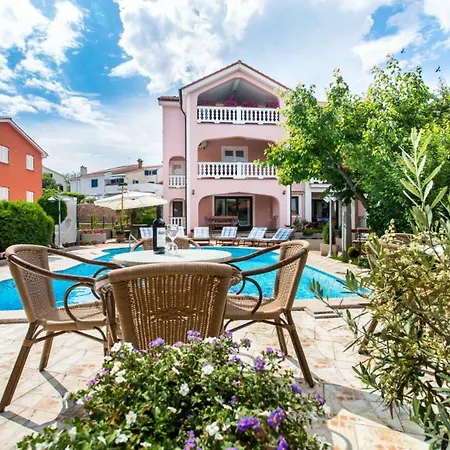 Apartment Beganovic *