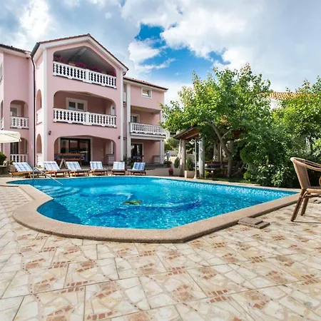 Beganovic Apartment Krk Town